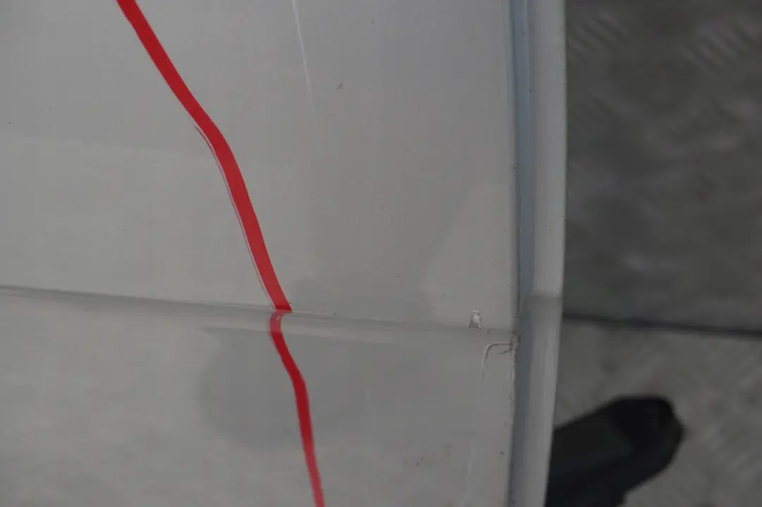 Passeggero Porta Anteriore Destra Argento-Titanio Titan 35 per BMW X5 6 E53 con numero di parte 8256824 BMW X5 6 E53 Passeggero Porta Anteriore Destra Argento-Titanio Titan 35 - SKU 8256824-TS6 - Numero di parte 8256824