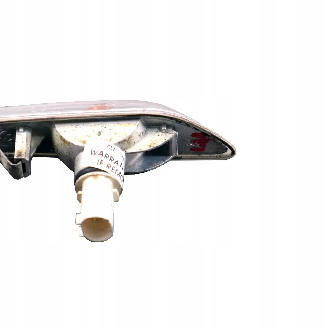 Luci di Segnalazione Supplementari Indicatore Bianco SX per BMW E46 con numero di parte 7165915 BMW E46 Luci di Segnalazione Supplementari Indicatore Bianco SX - SKU 6911371 - Numero di parte 7165915