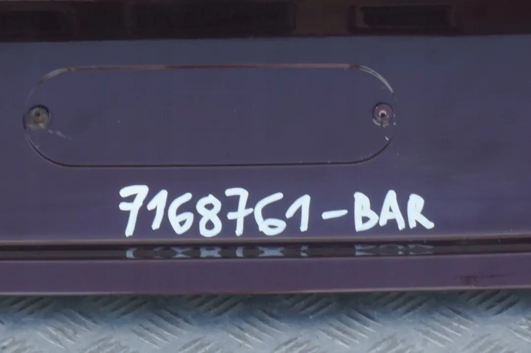 Klapa pokrywa bagażnika Barberarot do BMW E60 LCI o numerze 7168761 BMW E60 LCI Klapa pokrywa bagażnika Barberarot - SKU 7168761-BAR - Numer Części 7168761