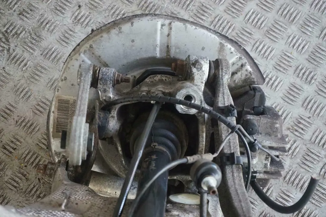 Reihe E60 525i N52 Federbein Radträger Hinten Rechts Schwenklager für BMW 5 mit Teilenummer 6770906 BMW 5 Reihe E60 525i N52 Federbein Radträger Hinten Rechts Schwenklager - SKU 6770906-10 - Teilenummer 6770906