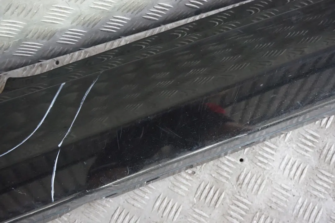 BMW E81 E82 E88 Listello Portiera Apertura Gonna Destro Nero - SKU 0036142-SCH6 - Numero di parte 0036142