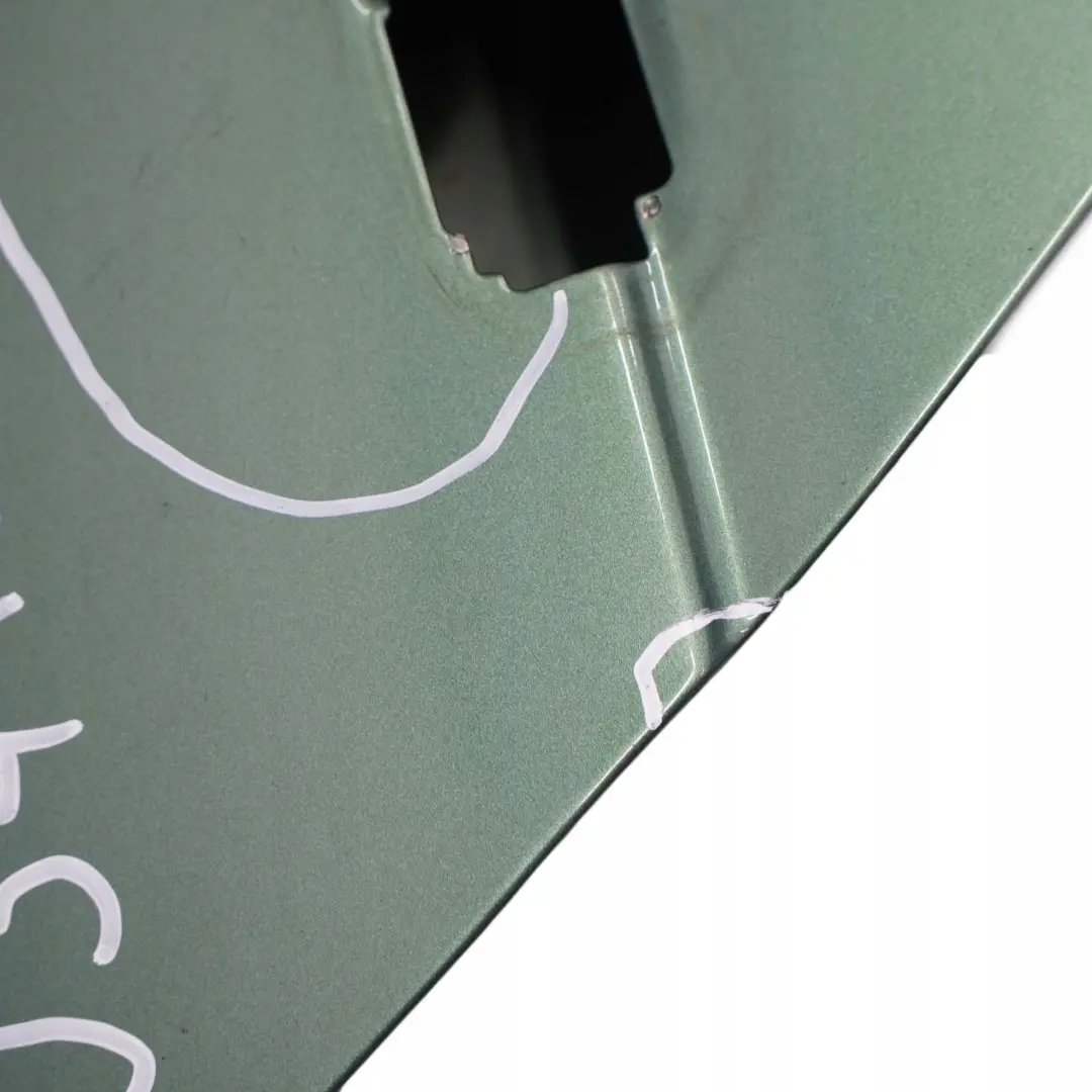 Puerta Trasera Derecha Meergruen Sea Green Metallic - 393 para BMW E46 Berlina con número de pieza 7034154 BMW E46 Berlina Puerta Trasera Derecha Meergruen Sea Green Metallic - 393 - SKU 7034154-MRG - Número de pieza 7034154