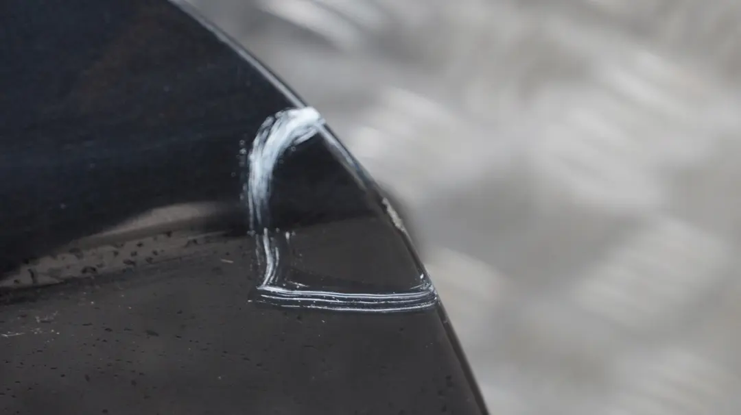 Porta anteriore destra Black Sapphire Metallic - 475 per BMW E87 con numero di parte 7191012 BMW E87 Porta anteriore destra Black Sapphire Metallic - 475 - SKU 7191012-BS20 - Numero di parte 7191012