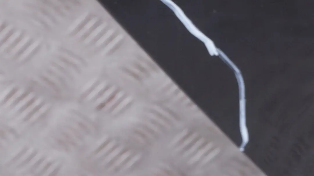 Passeggero Portiera Posteriore Dx Black Sapphire Metallico 475 per BMW E60 LCI con numero di parte 41527202342 BMW E60 LCI Passeggero Portiera Posteriore Dx Black Sapphire Metallico 475 - SKU 7202342-BS - Numero di parte 41527202342