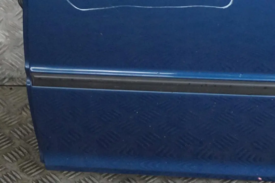 BMW E46 Puerta Trasera Izquierda Topasblau Topaz Azul Metalizado - 364 - SKU 7034153-TPB - Número de pieza 7034153