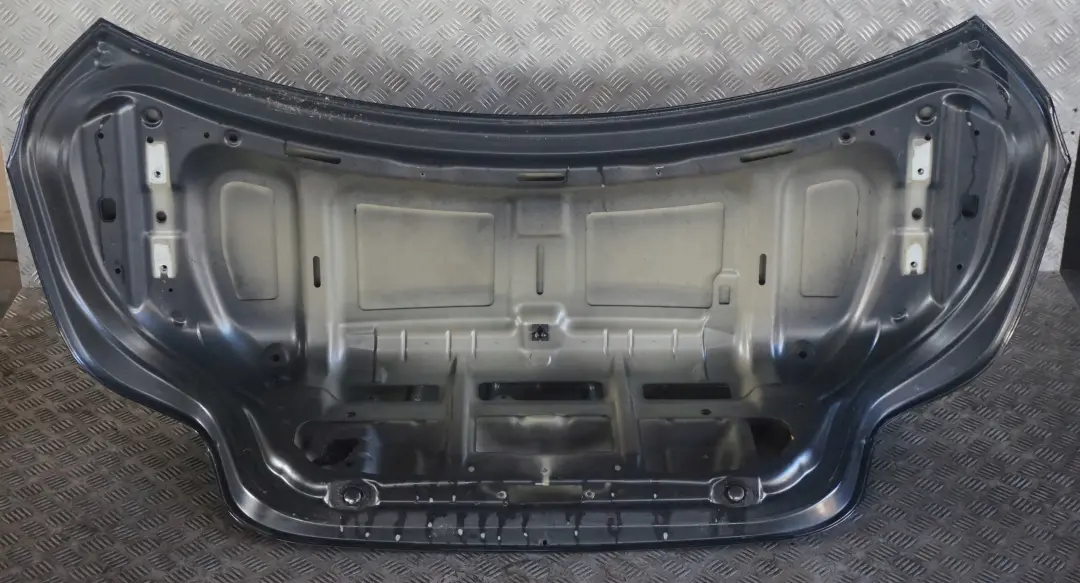 BMW 5 Series E60 LCI 1 Trunk Boot Lid Tailgate Black Schwarz 2 - 668 - SKU 7168761-SCH1 - Part number 41627168761-SCH