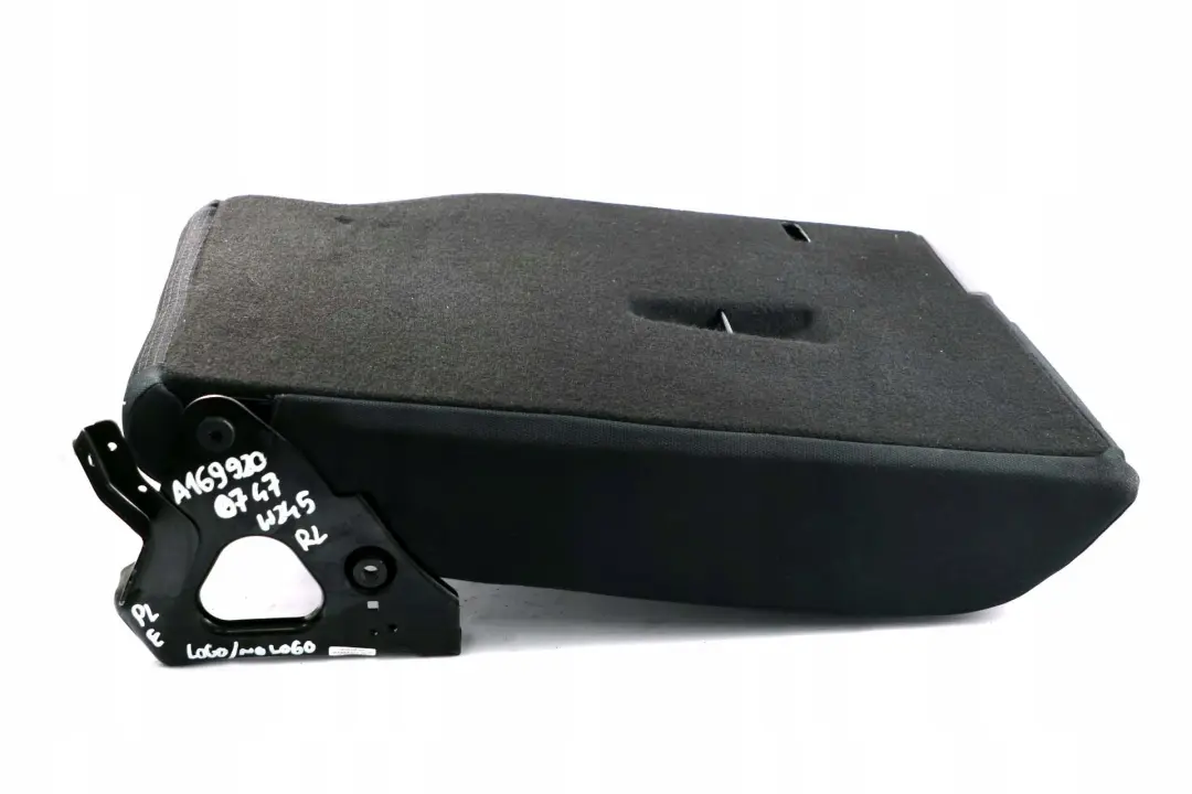 Clase B W245 Asiento Trasero Izquierdo Tela Cubre Respaldo Negro para Mercedes con número de pieza A1699200747 Mercedes Clase B W245 Asiento Trasero Izquierdo Tela Cubre Respaldo Negro - SKU A1699200747 - Número de pieza A1699200747