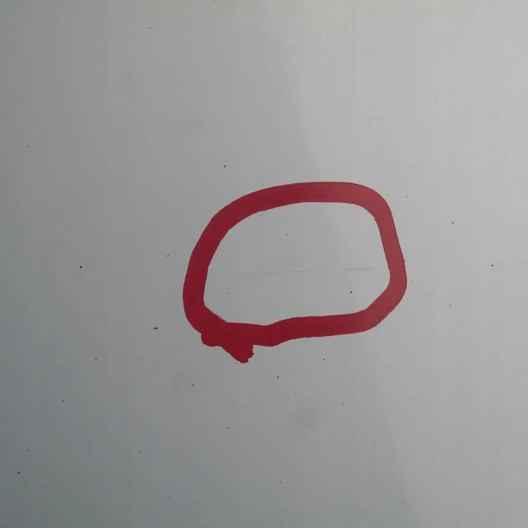 Fahrerseite Tür vorne links Titansilber Silber Metallic 354 für BMW 1 E87 LCI mit Teilenummer 7191011 BMW 1 E87 LCI Fahrerseite Tür vorne links Titansilber Silber Metallic 354 - SKU 7191011-TS11 - Teilenummer 7191011