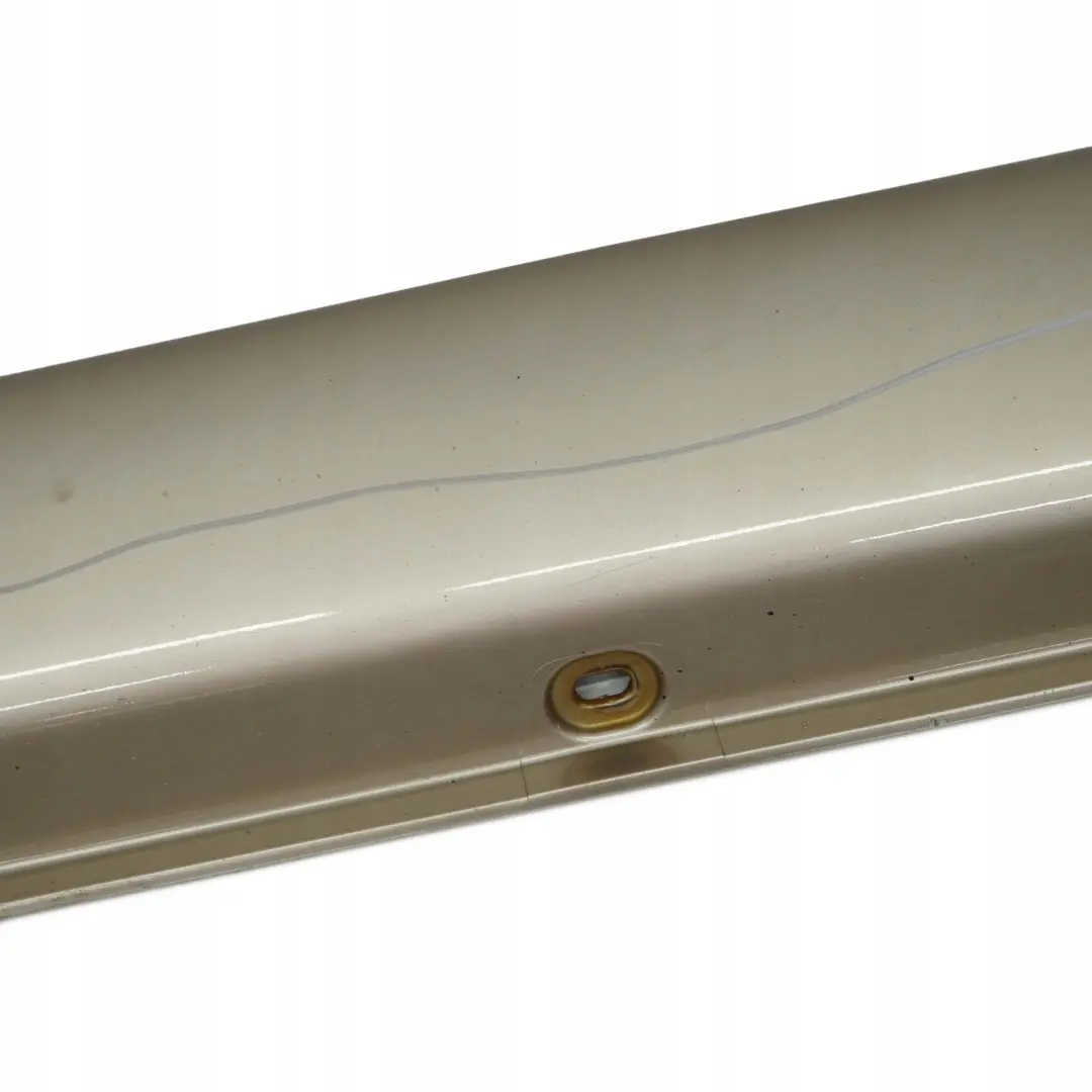 Faldon lateral De umbral De puerta derecho Travertine Beige 693 para Mercedes ML W163 con número de pieza A1636900440 Mercedes ML W163 Faldon lateral De umbral De puerta derecho Travertine Beige 693 - SKU A1636900440-TRB - Número de pieza A1636900440