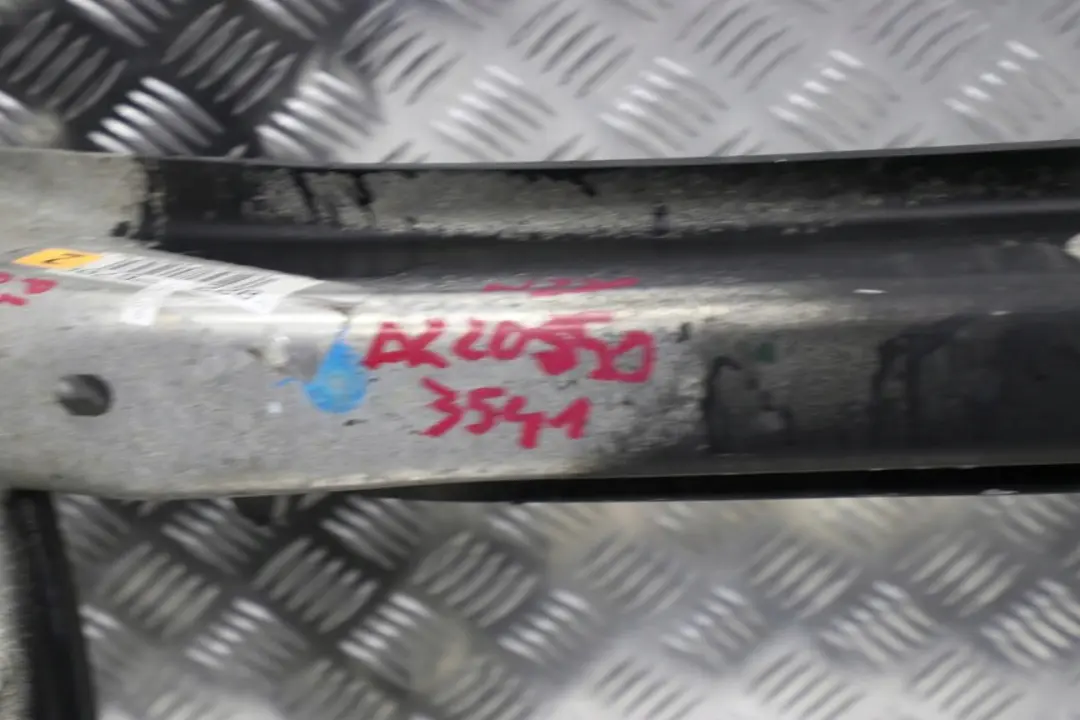 Kołyska sanki wózek tył do MERCEDES C215 W220 o numerze A2203503541 MERCEDES C215 W220 Kołyska sanki wózek tył - SKU A2203503541 - Numer Części A2203503541