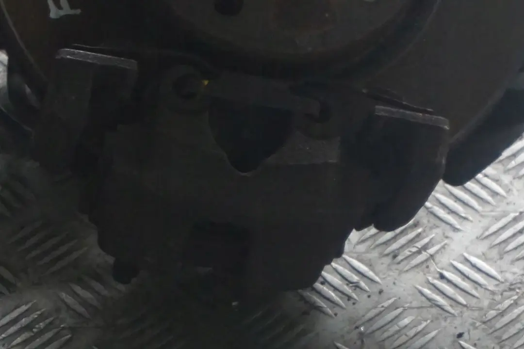 BMW Z4 E85 2.5i M54 Suspensión delantera derecha Freno Disco Eje - SKU 6785988-1 - Número de pieza 6785988