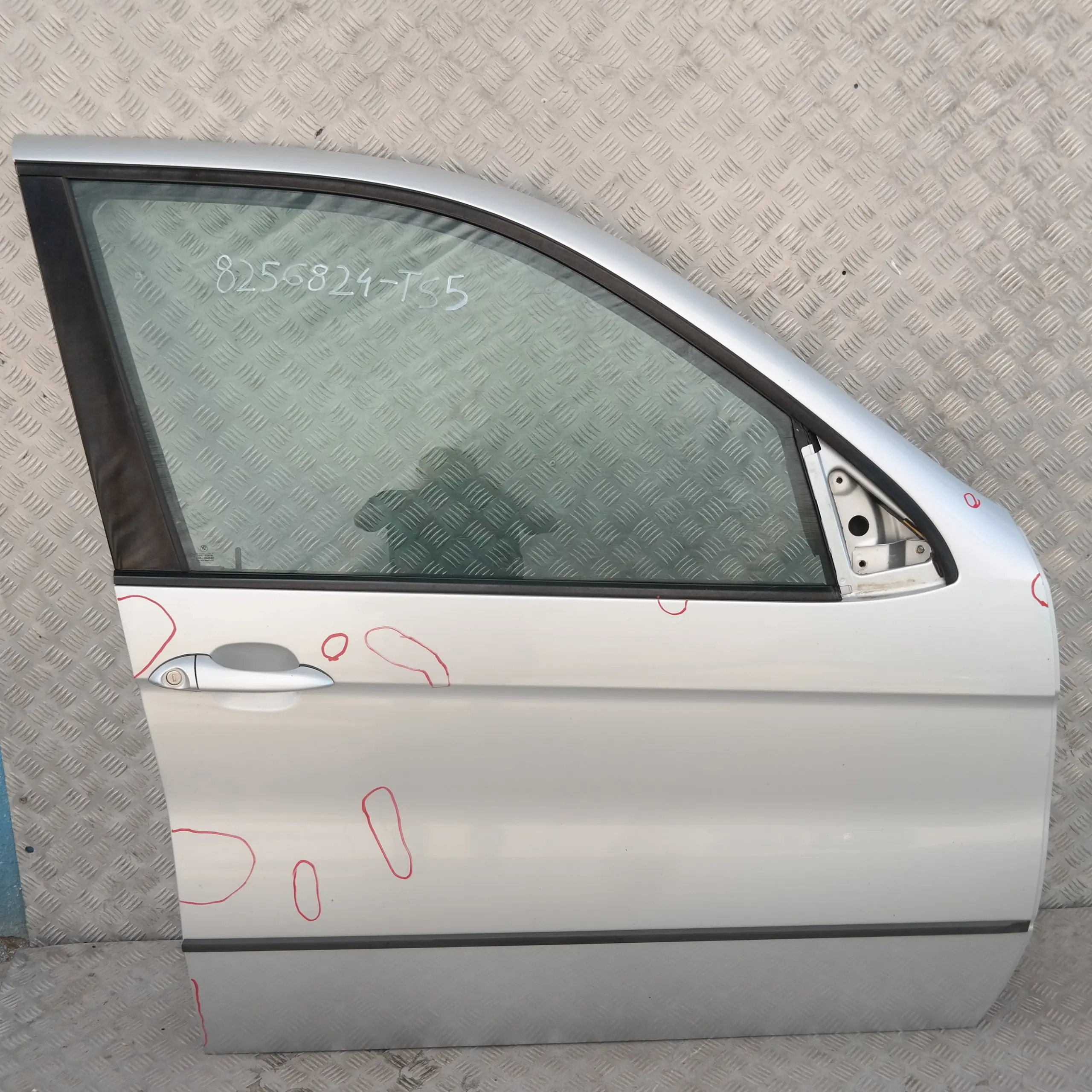 BMW X5 SERIES 5 E53 Door Front Right O/S Titansilber Titan Silver Metallic - 354