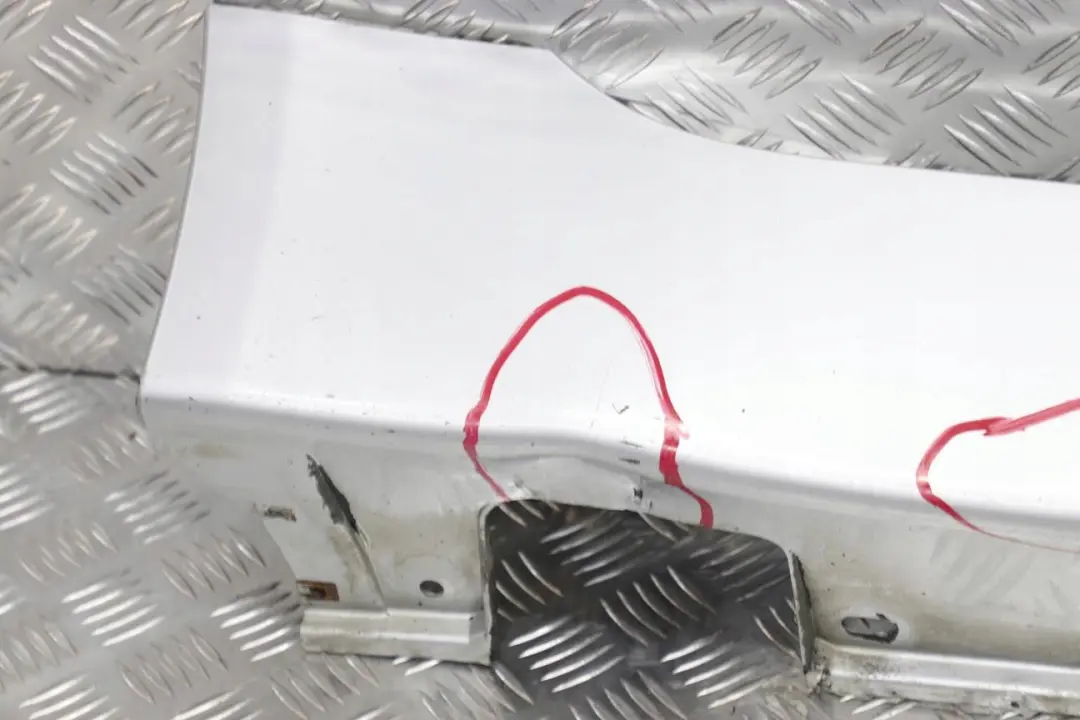 BMW E60 E61 4 Puerta Sill Side Cover Faldon Derecho O / S Titansilber Plata 354 - SKU 0150278-TS4 - Número de pieza 0150278