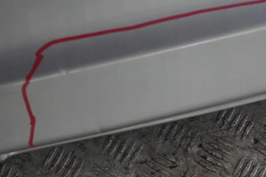 A-KLASA W168 Zderzak tylny tył Silver do MERCEDES o numerze A1688852625 MERCEDES A-KLASA W168 Zderzak tylny tył Silver - SKU A1688852625-PS - Numer Części A1688852625