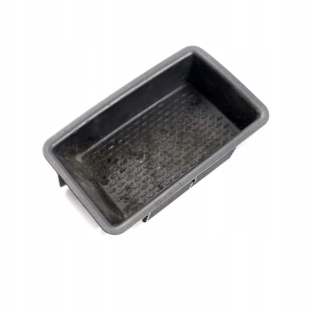 Insert De Rangement Pour Cendrier Avant De Console Centrale pour BMW E65 à propos du numéro de pièce 7022797 BMW E65 Insert De Rangement Pour Cendrier Avant De Console Centrale - SKU 7022797 - Numéro de pièce 7022797