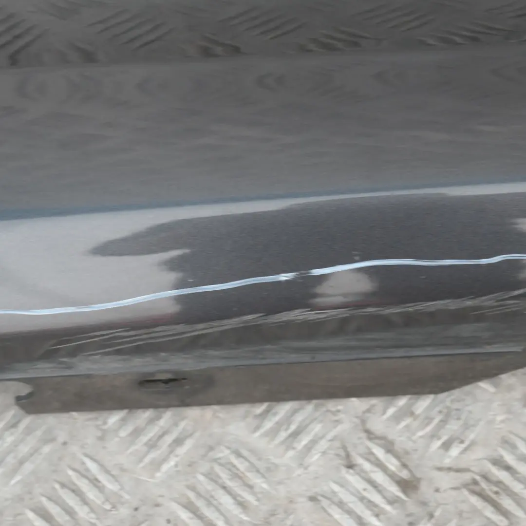 Listello Portiera Gonna Destra Frizzante Grafite - A22 per BMW E81 E82 M Sport con numero di parte 34732 BMW E81 E82 M Sport Listello Portiera Gonna Destra Frizzante Grafite - A22 - SKU 0034732-SG - Numero di parte 34732