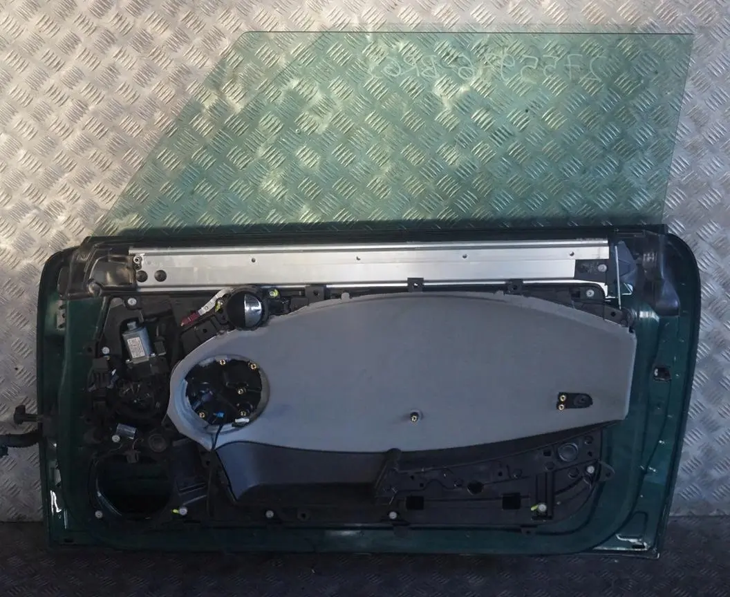 Door Front Right O/S British Racing Green to BMW Mini 3 Cooper R55 R56 R57 R58 R59 with Part number 2755936 BMW Mini 3 Cooper R55 R56 R57 R58 R59 Door Front Right O/S British Racing Green - SKU 2755936-BRG3 - Part number 2755936