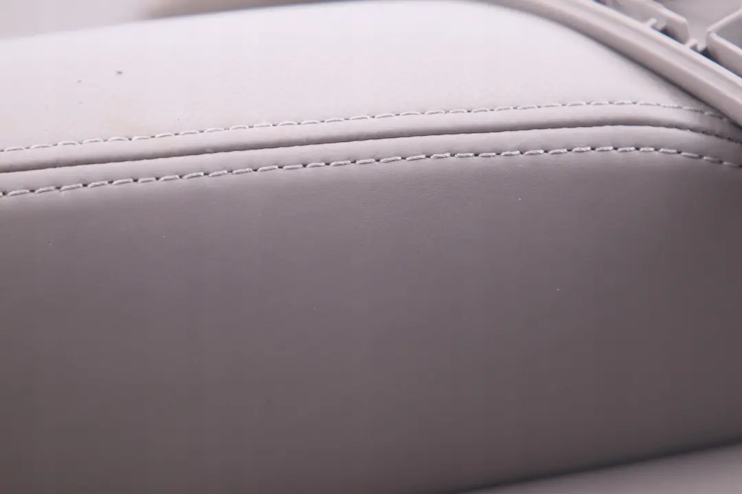 BMW E87 Türkarte Hinten Rechts Abdeckung Leder Beige - SKU 7133356 - Teilenummer 7133356