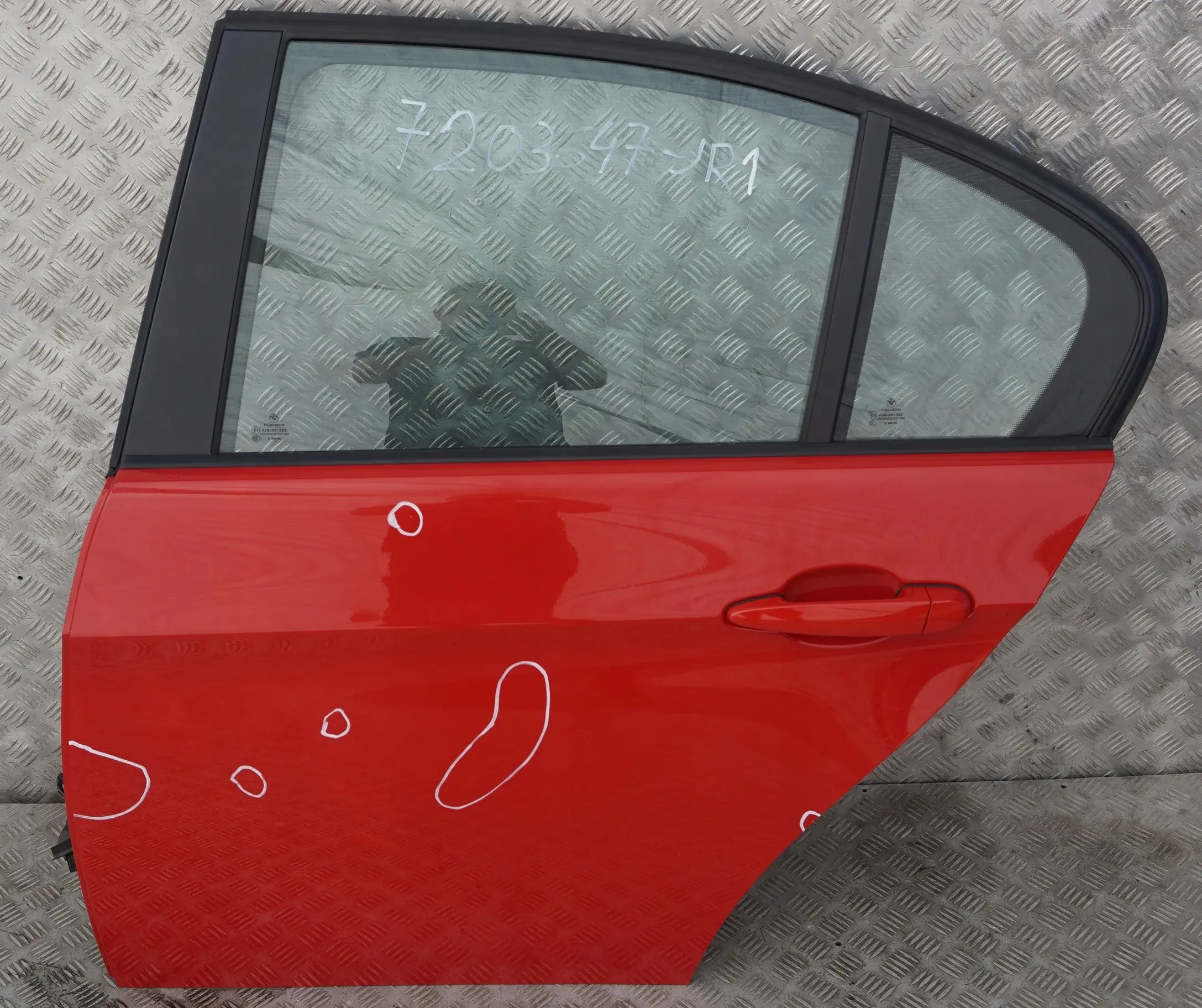 BMW 3 E90 LCI Lato Conducente Porta Posteriore Sinistra Rosso Giappone 438