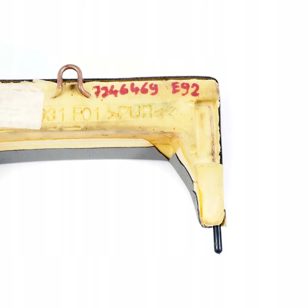 Kanapa gąbka wstawka zaślepka skóra do BMW E92 o numerze 7246469 BMW E92 Kanapa gąbka wstawka zaślepka skóra - SKU 7246469 - Numer Części 7246469