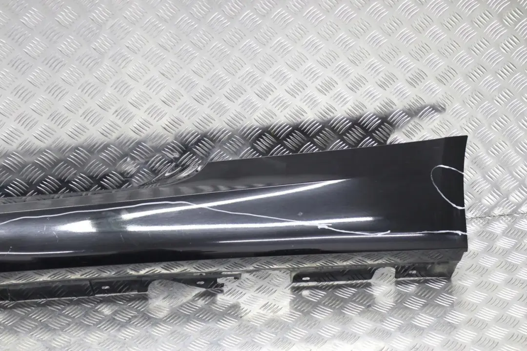 BMW E92 E93 Bas de Porte Seuil A Gauche Noir - 668 - SKU 0034059-SCH1 - Numéro de pièce 0034059