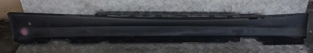 BMW E81 E82 E88 Bas de Porte Couverture Seuil A Gauche Noir Sapphire Noir - SKU 0036143-BS2 - Numéro de pièce 0036143