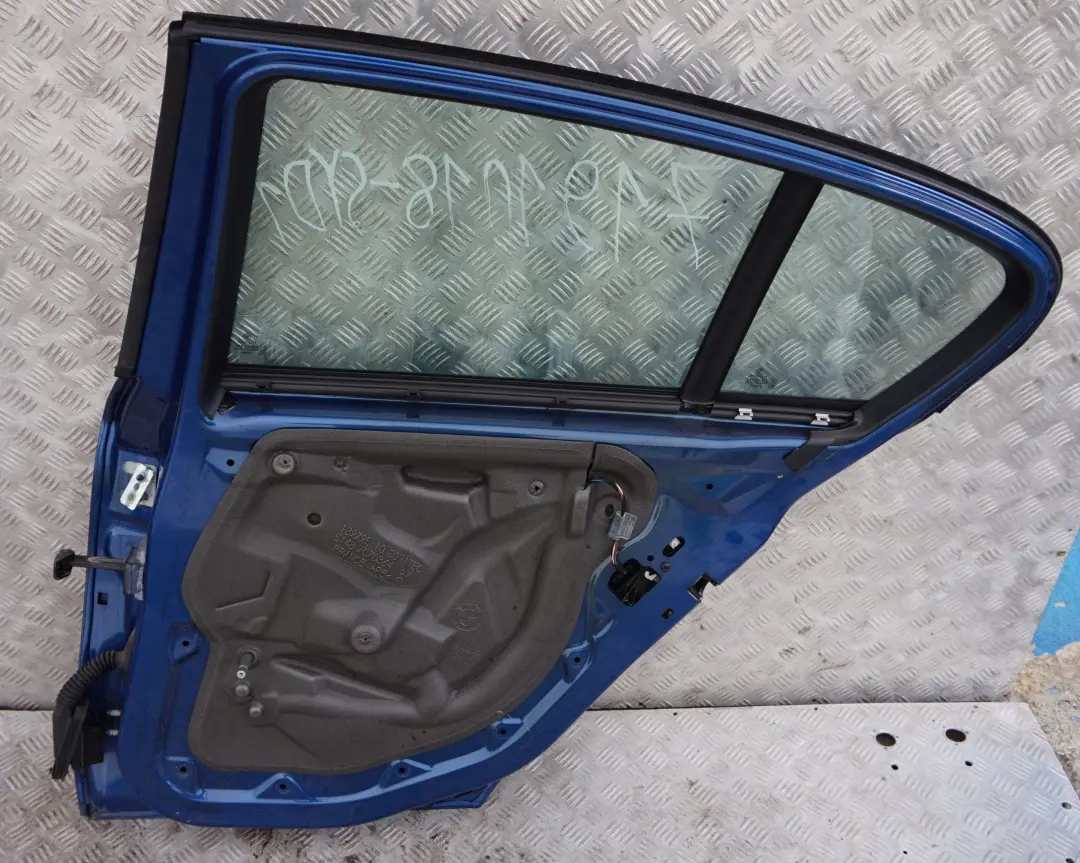 BMW 1 er E87 LCI Beifahrer Tür hinten rechts Sydneyblau Blau A19 - SKU 7191018-SYD1 - Teilenummer 7191018