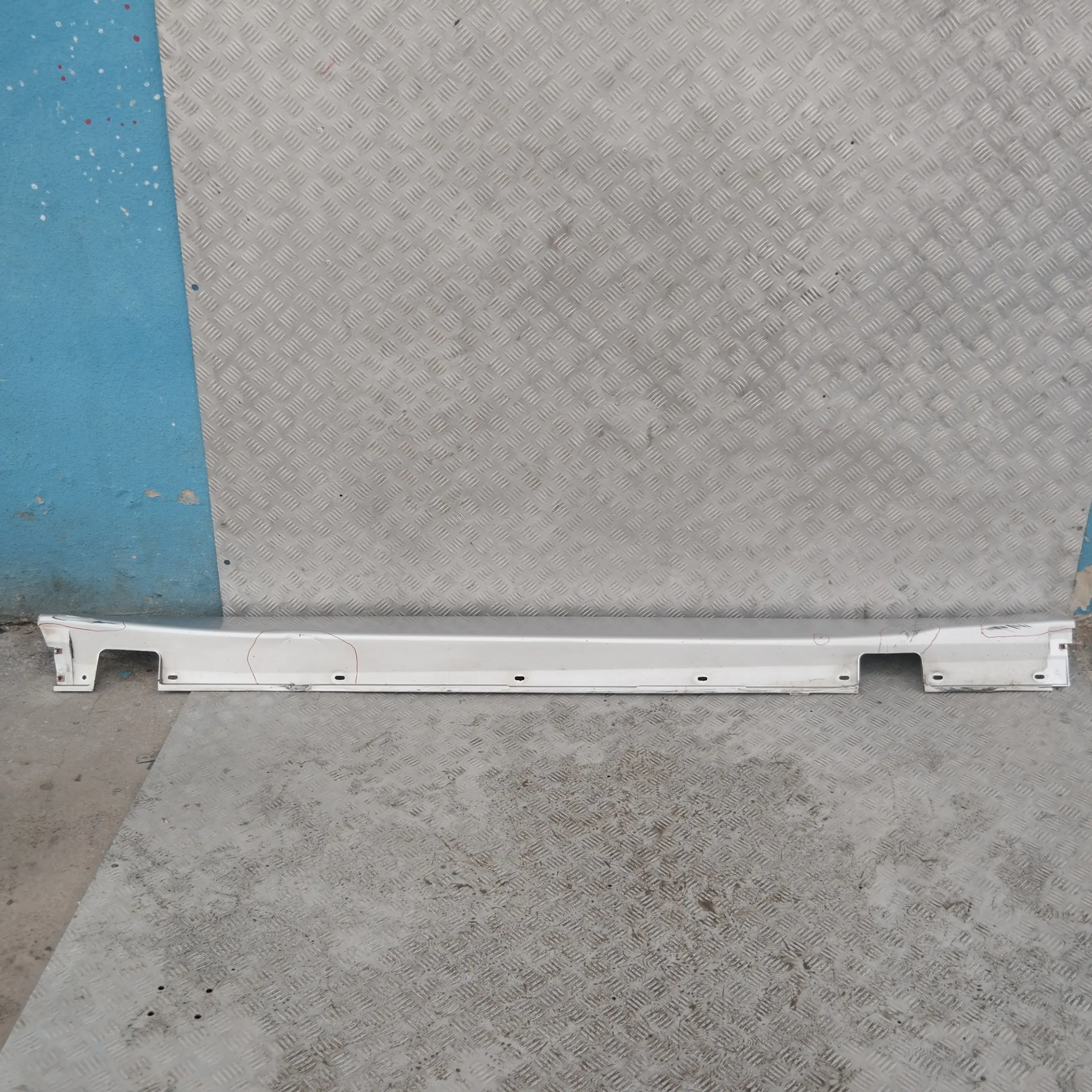 BMW E60 E61 Jupe de seuil de porte droite argentée Titansilber Silver 354