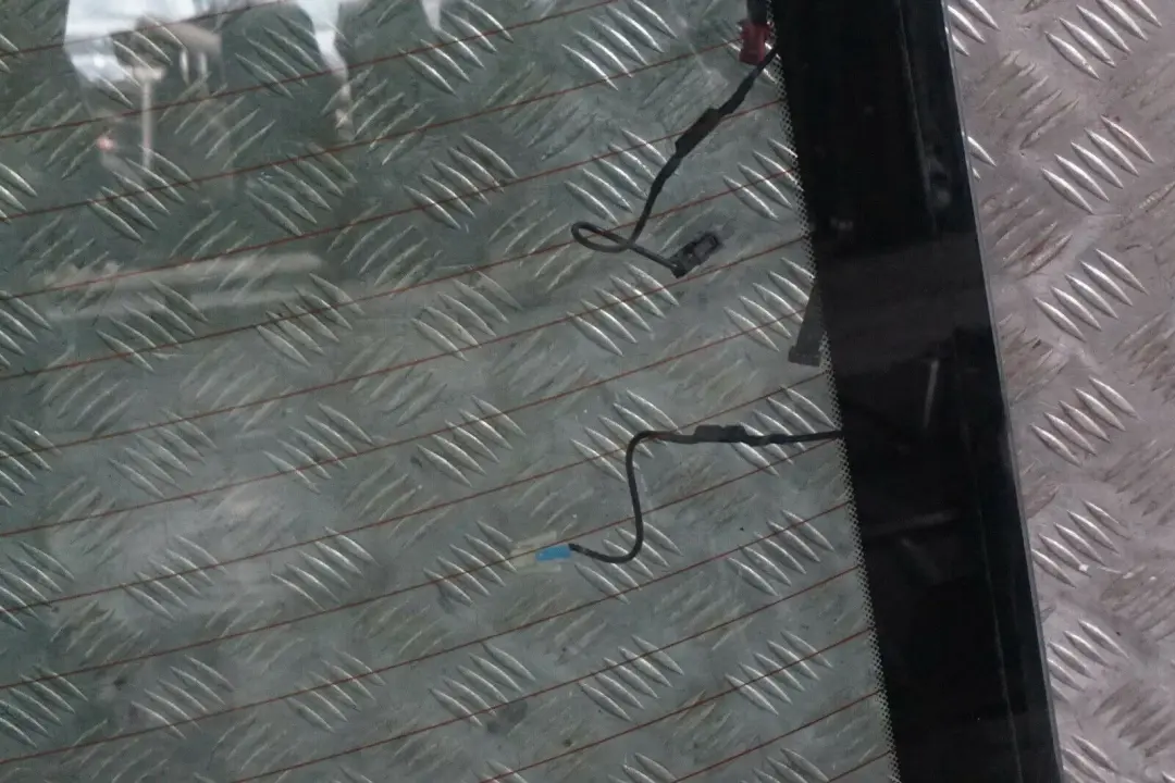 Window Glass AS2 Green to BMW 7 Series E65 E66 Rear with Part number 8223845 BMW 7 Series E65 E66 Rear Window Glass AS2 Green - SKU 8223845 - Part number 8223845