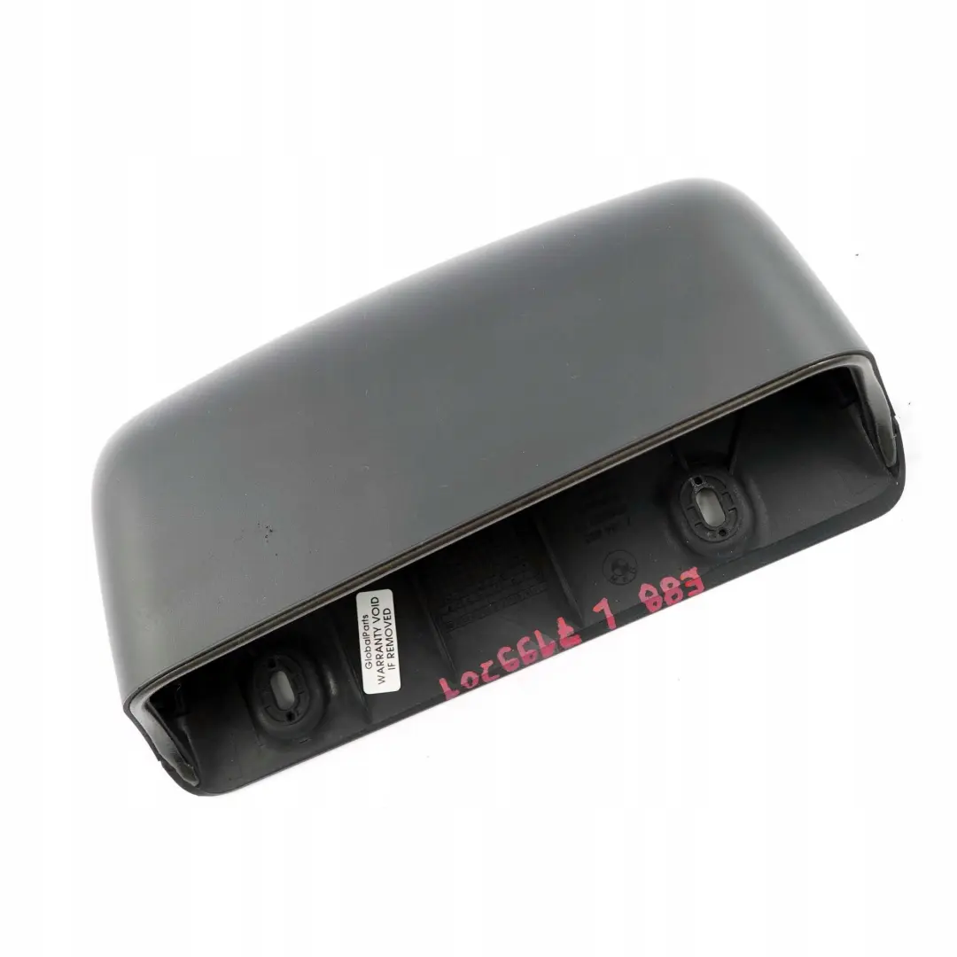 Embellecedor Panel Proteccion Antivuelco Delantero Izquierdo 7164823 para BMW E88 con número de pieza 7199201 BMW E88 Embellecedor Panel Proteccion Antivuelco Delantero Izquierdo 7164823 - SKU 7199201 - Número de pieza 7199201