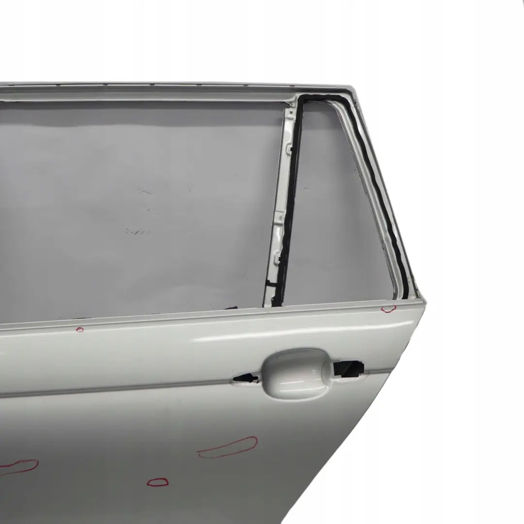 Drzwi lewe lewy tył titansilber do BMW E46 Kombi o numerze 7034155 BMW E46 Kombi Drzwi lewe lewy tył titansilber - SKU 7034155-TS - Numer Części 7034155