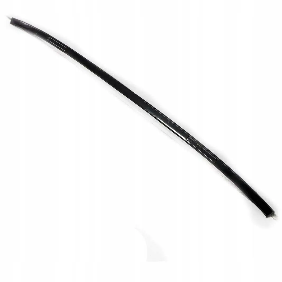 Modanatura Tetto Barre Tetto Destra Copertura Nero Zaffiro 475 0032752 per BMW E90 con numero di parte 51130032752 BMW E90 Modanatura Tetto Barre Tetto Destra Copertura Nero Zaffiro 475 0032752 - SKU 0032752-BS - Numero di parte 51130032752