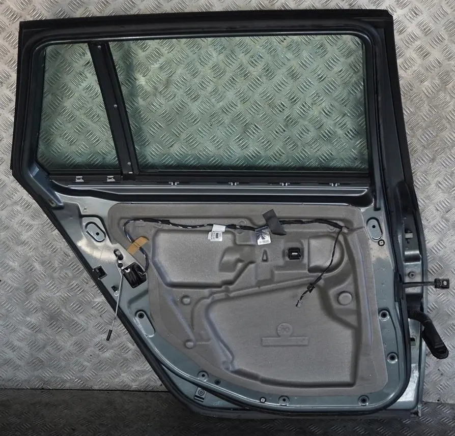 BMW 5 Series E61 Touring Door Rear Left N/S Titangrau Titan Grey Metallic - A36 - SKU 7158501-TGR - Part number 7158501