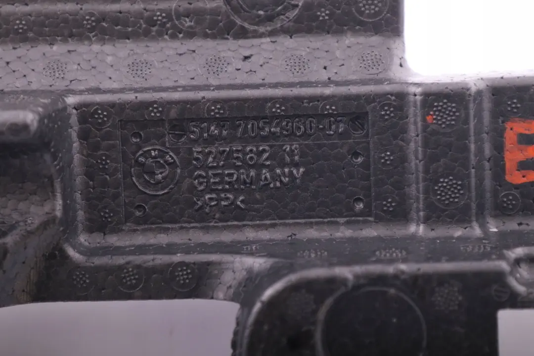 Pianka styropian bagażnika prawa do BMW E63 E64 o numerze 7054960 BMW E63 E64 Pianka styropian bagażnika prawa - SKU 7054960 - Numer Części 7054960