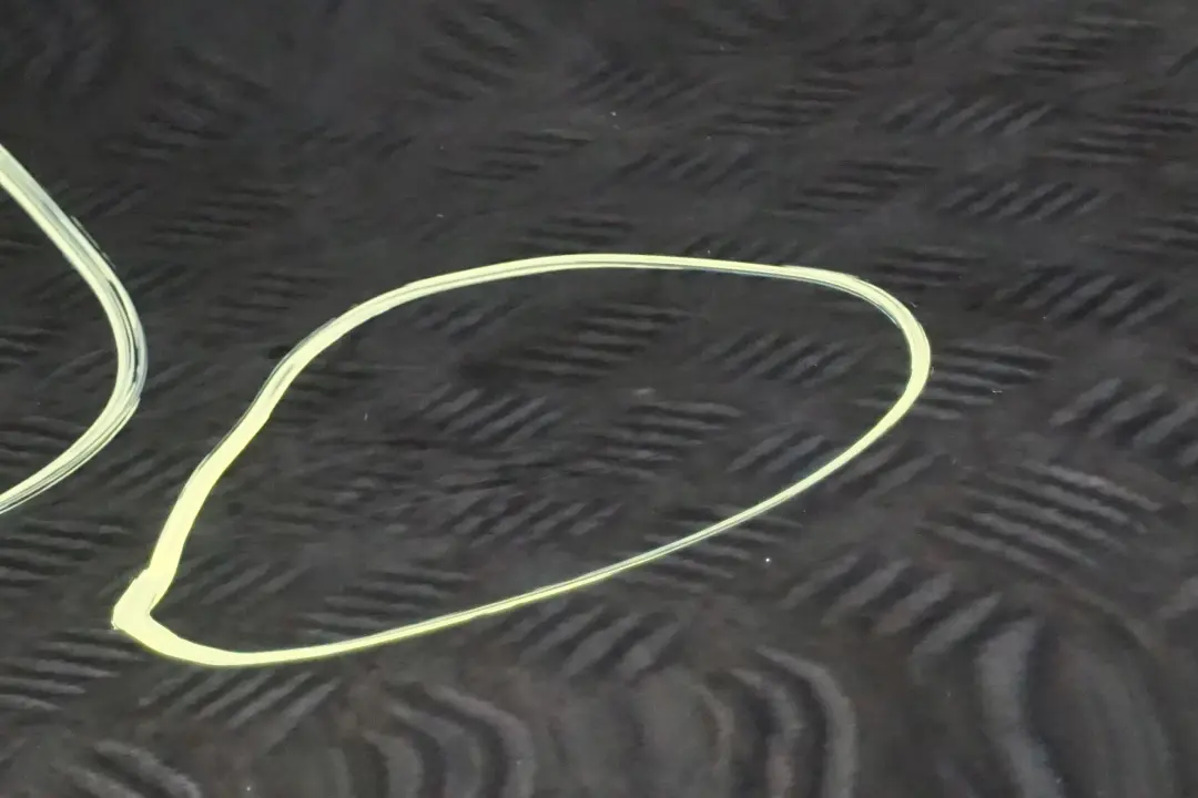 Porta posteriore sinistra Schwarz II Nero 2 - 668 per BMW 2 E87 con numero di parte 7191017 BMW 2 E87 Porta posteriore sinistra Schwarz II Nero 2 - 668 - SKU 7191017-SCH2 - Numero di parte 7191017