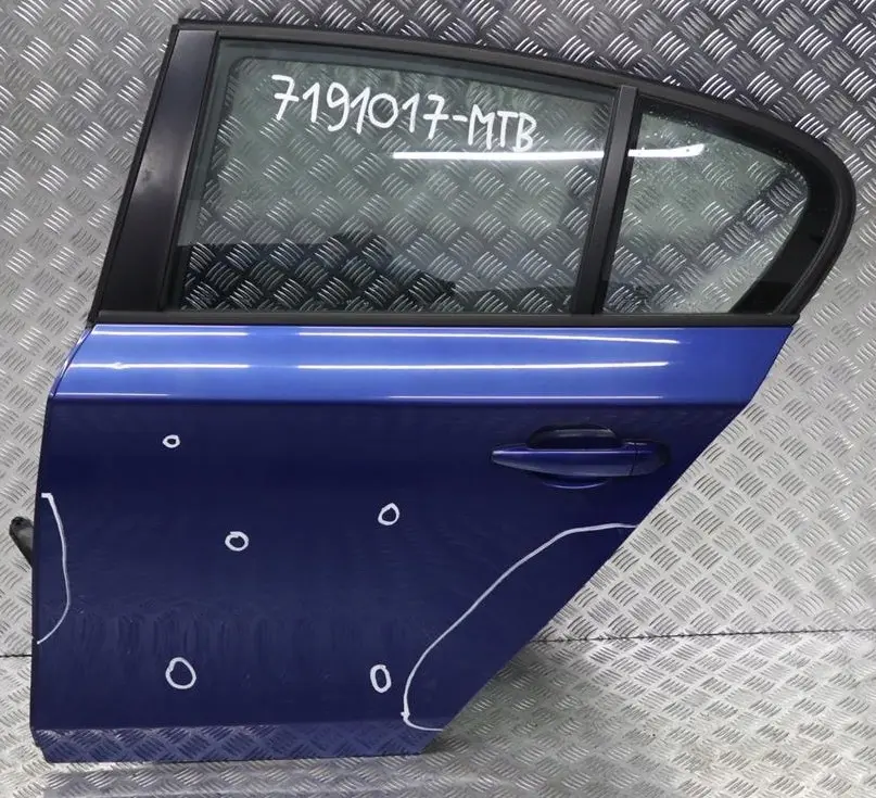 Porta posteriore sinistra Montegoblau Montego Blu Metallico BMW E87 - SKU 7191017-MTB - Numero di parte 7191017