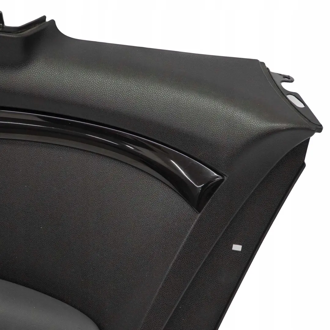 Seitenverkleidung Hinten Rechts Carbon Schwarz Piano Hochglanz für Mini R55 LCI mit Teilenummer 7299734 Mini R55 LCI Seitenverkleidung Hinten Rechts Carbon Schwarz Piano Hochglanz - SKU 7299734-1 - Teilenummer 7299734