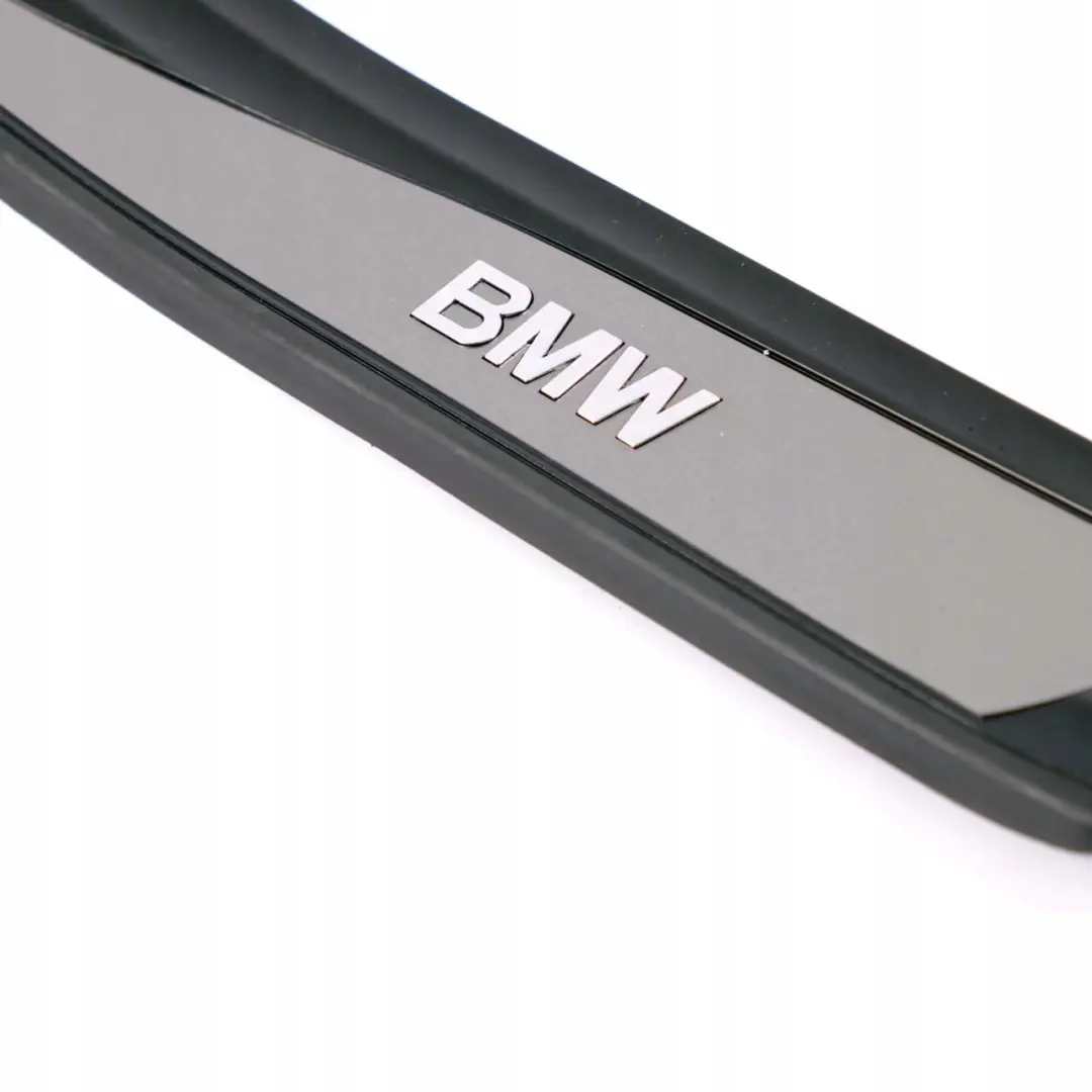 Trasera Derecha Entrada Kick Puerta Sill Tapa Ribete para BMW E60 E61 con número de pieza 7034306 BMW E60 E61 Trasera Derecha Entrada Kick Puerta Sill Tapa Ribete - SKU 7034306 - Número de pieza 7034306