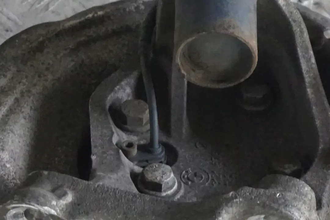 N43 143PS Sport Stoßdämpfer Federbein Schwenklager Vorne Rechts für BMW 1 E87 118i mit Teilenummer 6786020 BMW 1 E87 118i N43 143PS Sport Stoßdämpfer Federbein Schwenklager Vorne Rechts - SKU 6771558-2 - Teilenummer 6786020