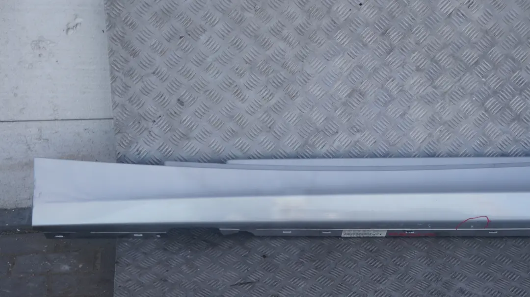 BMW 6 E81 E82 E88 Sill Strip Faldon Izquierdo Titansilber Titan Silver - SKU 0036143-TS6 - Número de pieza 0036143