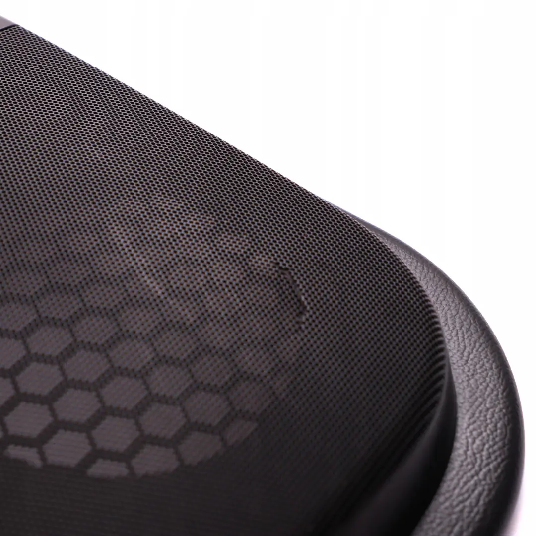 Mercedes-Benz W203 Revetement de Porte avant a Droite Tissu Noir Anthracite pour à propos du numéro de pièce A2037208270 Mercedes-Benz W203 Revetement de Porte avant a Droite Tissu Noir Anthracite - SKU A2037208270-1 - Numéro de pièce A2037208270