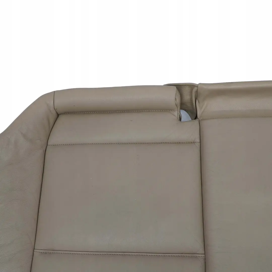 Berline Siege Arriere Innenr?cksitzbank Reference Cuir Beige Montana pour BMW E46 à propos du numéro de pièce 7000877 BMW E46 Berline Siege Arriere Innenr?cksitzbank Reference Cuir Beige Montana - SKU 7000877 - Numéro de pièce 7000877