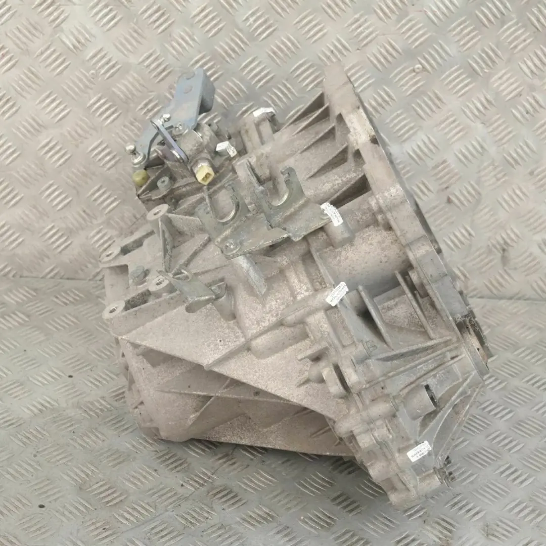 Cambio Manuale 6 Marce GS6-55BG CHA GARANZIA per Mini Cooper One R55 R56 con numero di parte 7568720 Mini Cooper One R55 R56 Cambio Manuale 6 Marce GS6-55BG CHA GARANZIA - SKU 7568720 - Numero di parte 7568720