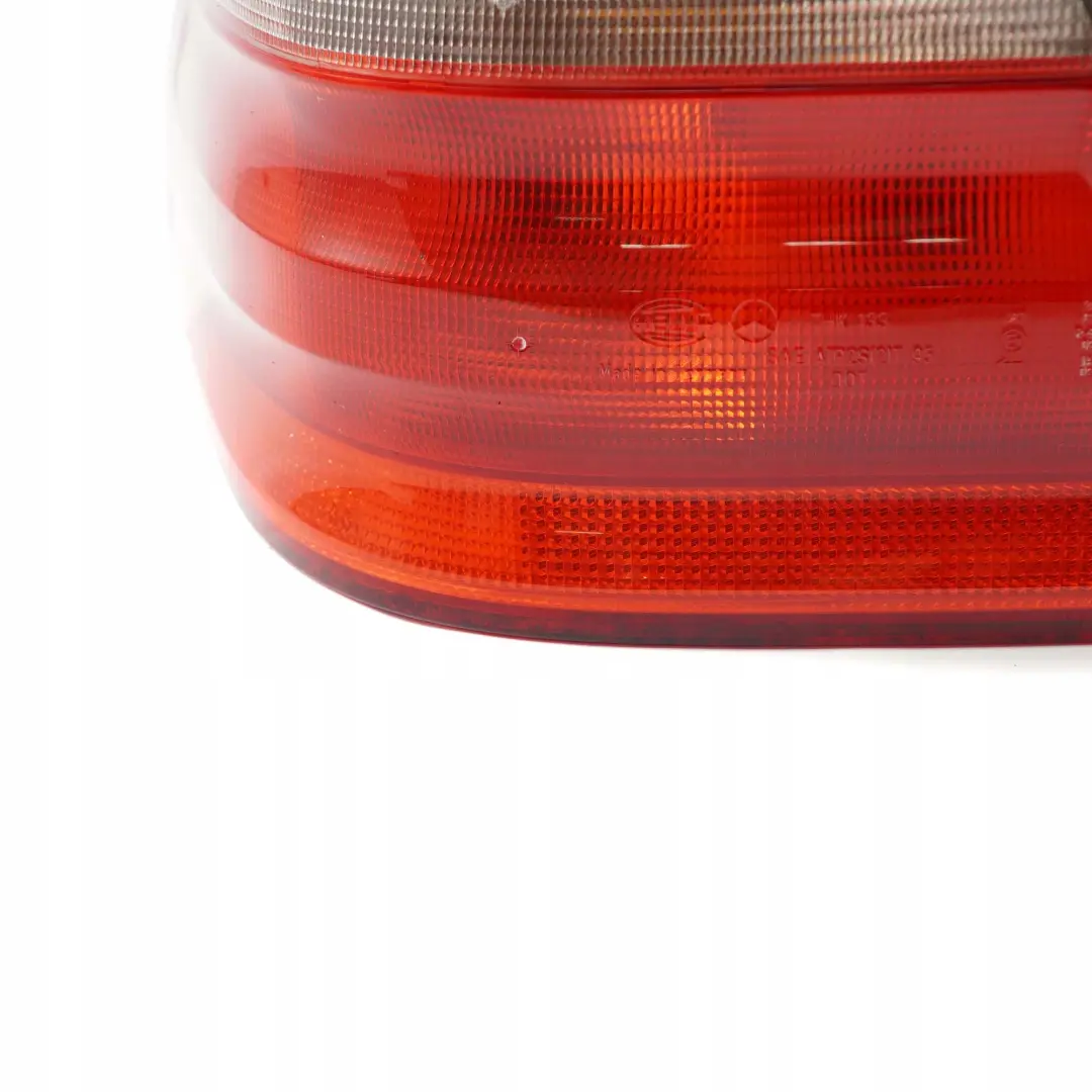 klasa W208 C208 Lampa lewy tył do MERCEDES CLK o numerze A2088200164 MERCEDES CLK klasa W208 C208 Lampa lewy tył - SKU A2088200164 - Numer Części A2088200164