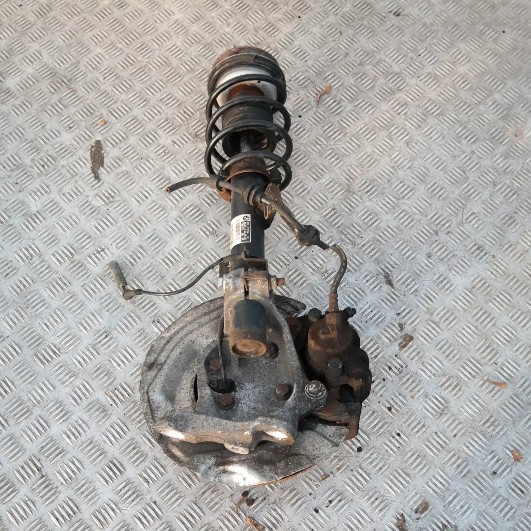 BMW E90 318i N46 FRONTAL DERECHO SPRING STRUT LEG BRAKE SUSPENSION HUB - SKU 6771724-5 - Número de pieza 31316771724