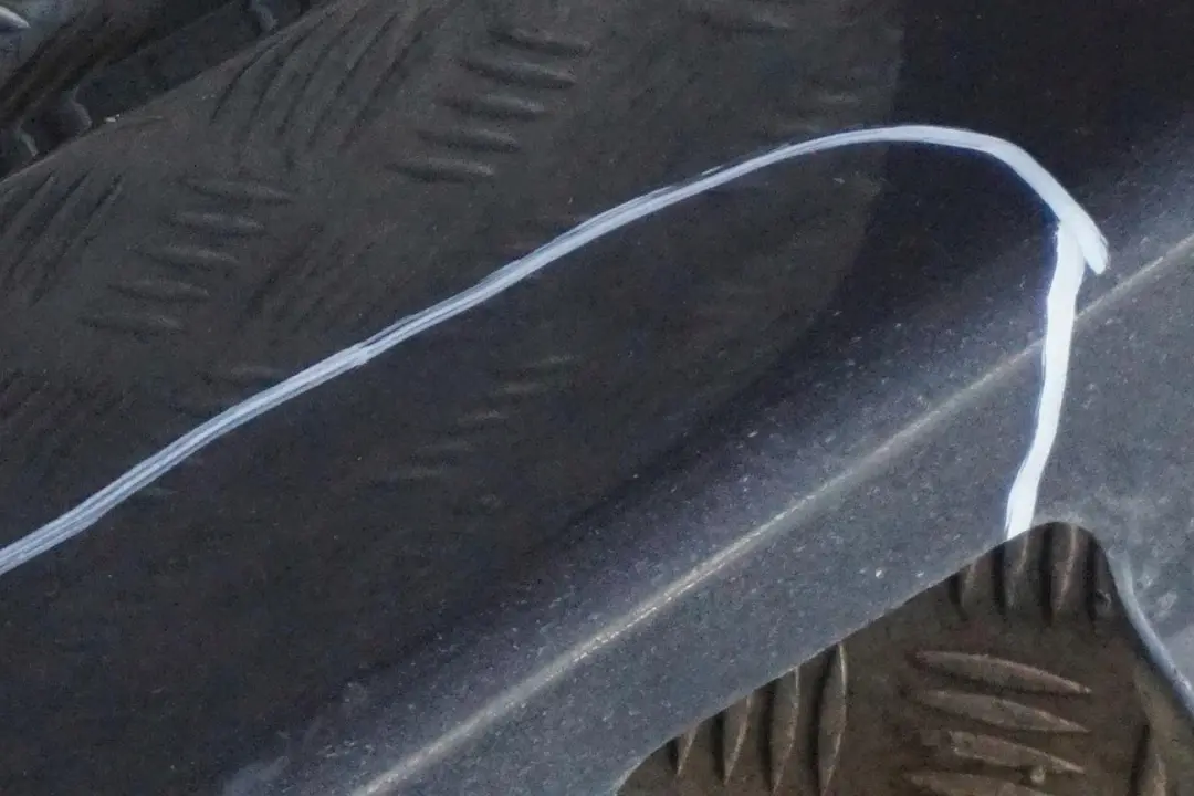 BMW 7 E65 Próg listwa progowa nakładka prawa - SKU 0395482-MB1 - Numer Części 0395482