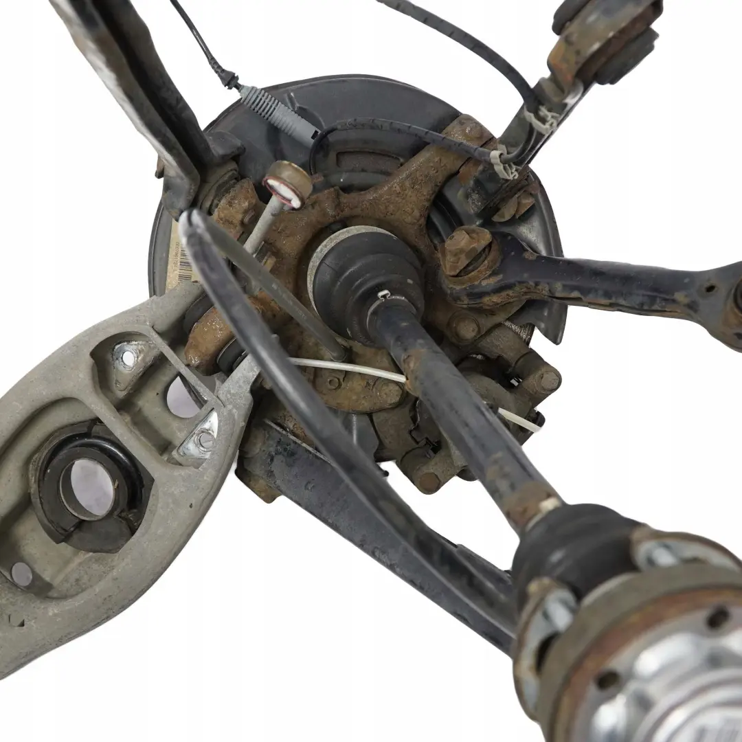 N46 Trasera Izquierda Primavera Strut Pierna Freno Suspension Hub para BMW E87 120i con número de pieza 6774809 BMW E87 120i N46 Trasera Izquierda Primavera Strut Pierna Freno Suspension Hub - SKU 6774809-35 - Número de pieza 6774809