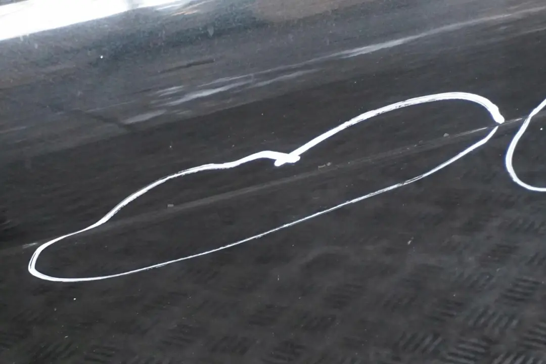 Drzwi lewe przednie przód black saphire do BMW E65 o numerze 7202081 BMW E65 Drzwi lewe przednie przód black saphire - SKU 7202081-BS2 - Numer Części 7202081