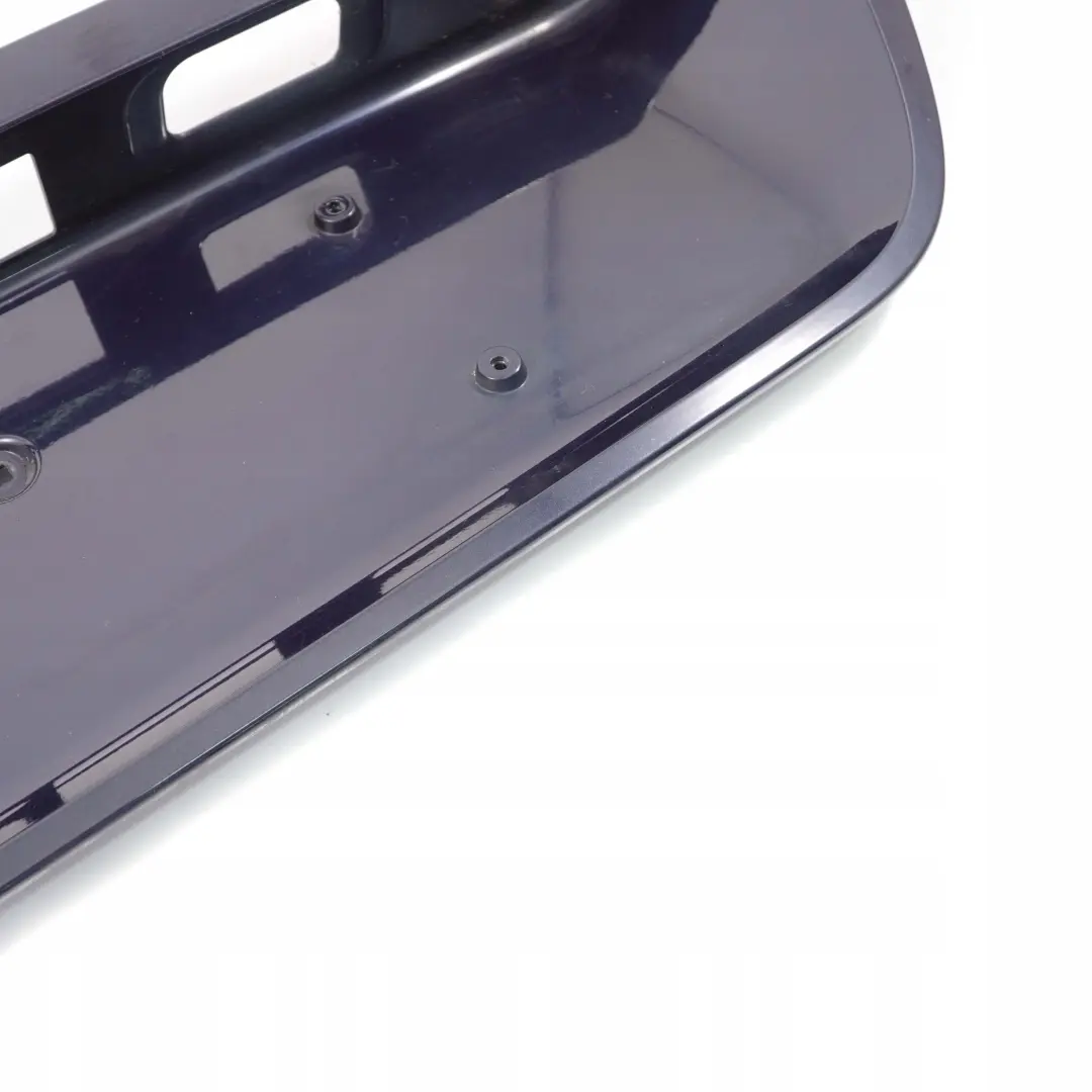 Mercedes-Benz W203 Tronc Caracteristique Revetement Tanzanitblau pour à propos du numéro de pièce A2037500881 Mercedes-Benz W203 Tronc Caracteristique Revetement Tanzanitblau - SKU A2037500881-TB - Numéro de pièce A2037500881