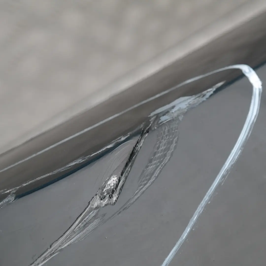 Zderzak tylny tył schwarz II 668 do BMW 3 E90 o numerze 33194 BMW 3 E90 Zderzak tylny tył schwarz II 668 - SKU 0033194-SCH - Numer Części 33194